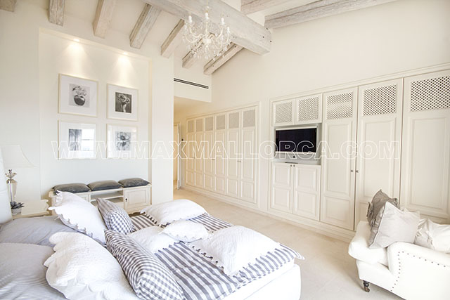 villa_riviera_maison_mallorca_lambert_loewe_bose_puerto andratx_mallorca_cala_llamp_gran_folies_beach_www.maxmallorca.com_max_mallorca_copyright_28.jpg